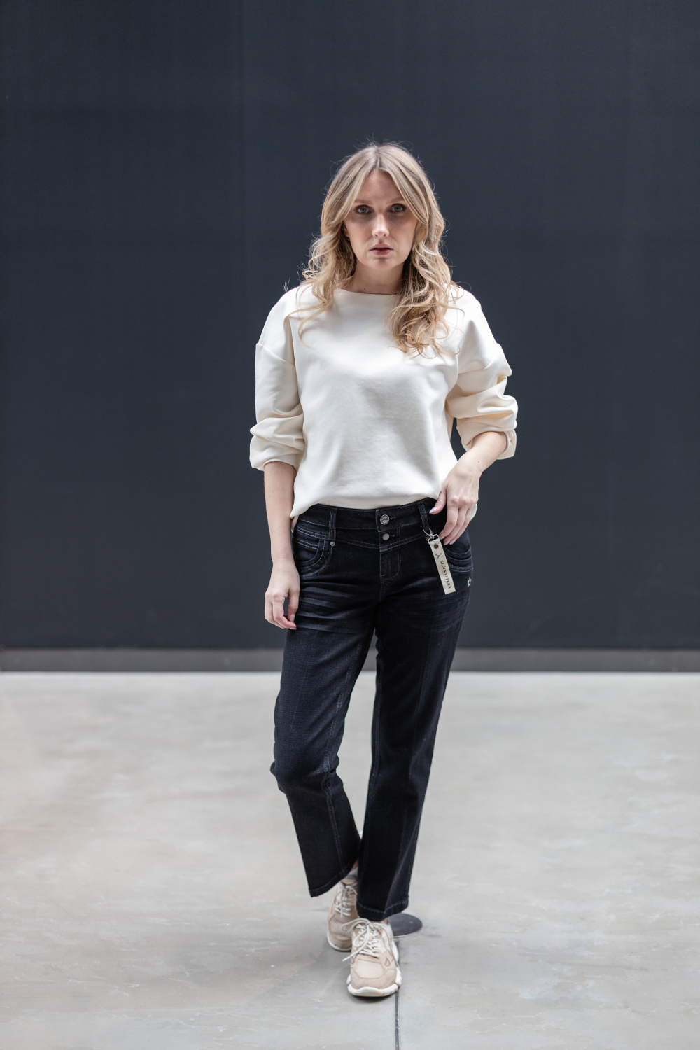Merle - Straight Leg Jeans - Vintageschwarz