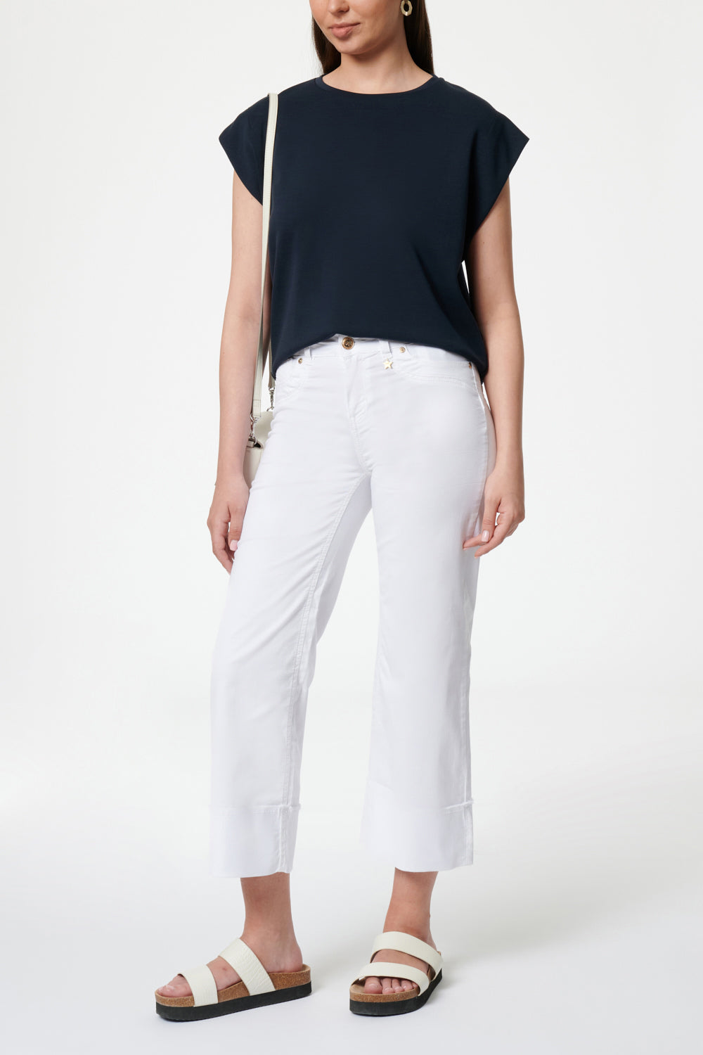 Clara Flared Malerweiß