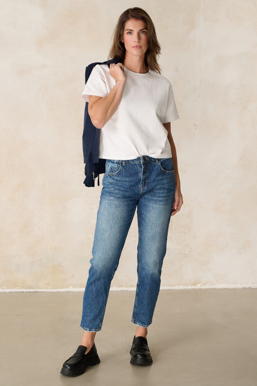 Serena - Boyfriend Jeans in Kadettblau mit hoher Leibhöhe