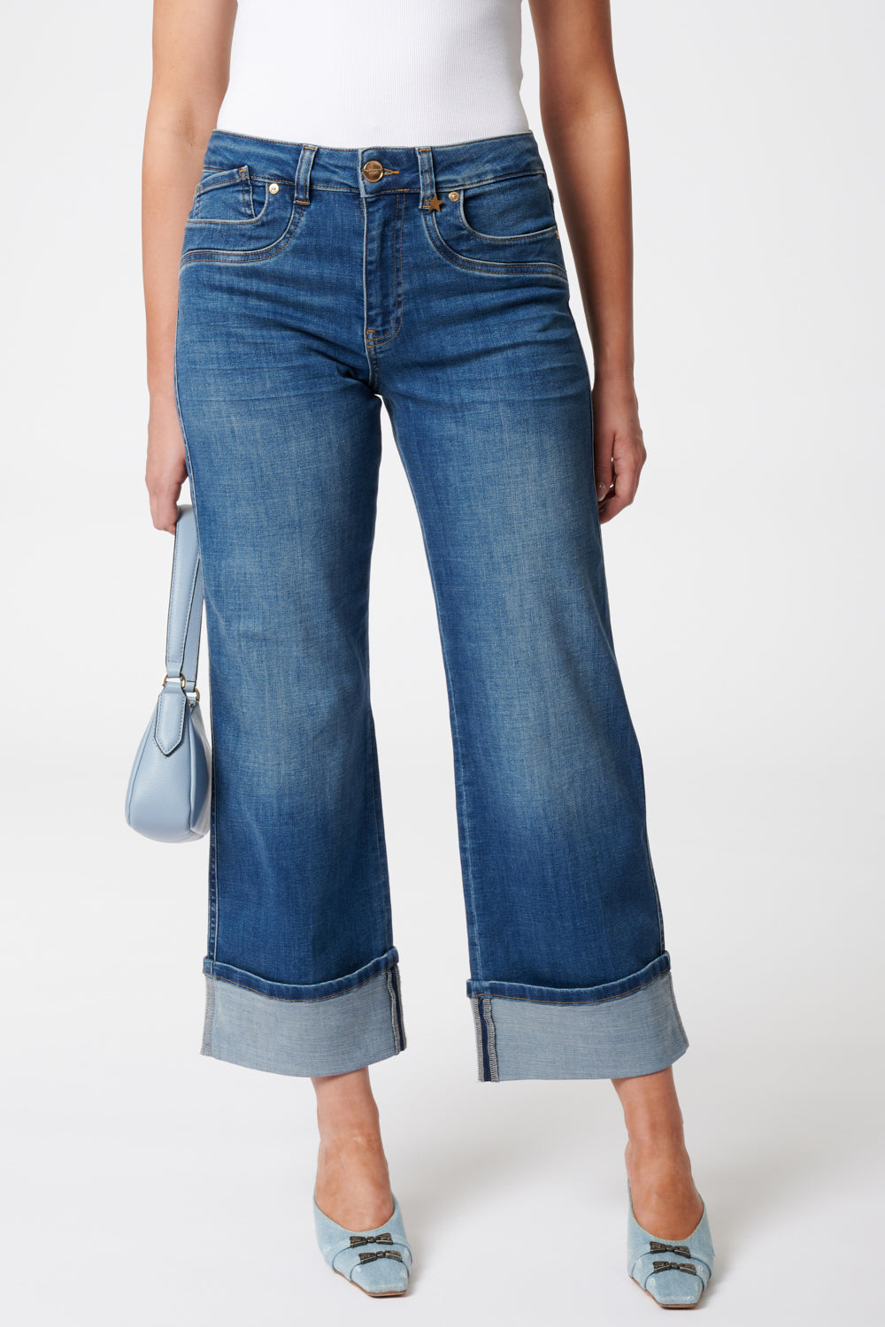 Clara - Jeans Flared – Mittelblau