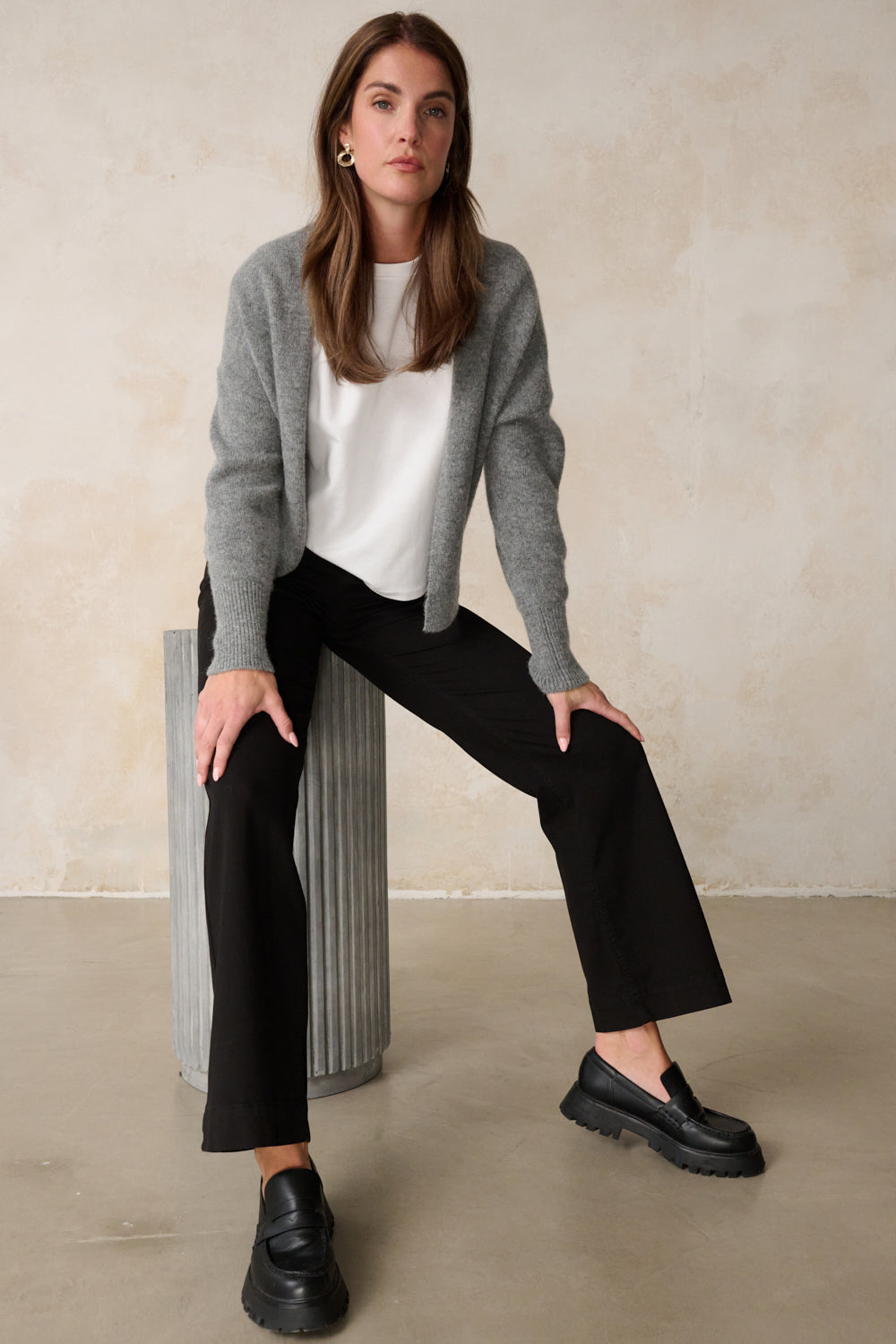 Clara - Flared Hose – Grellschwarz