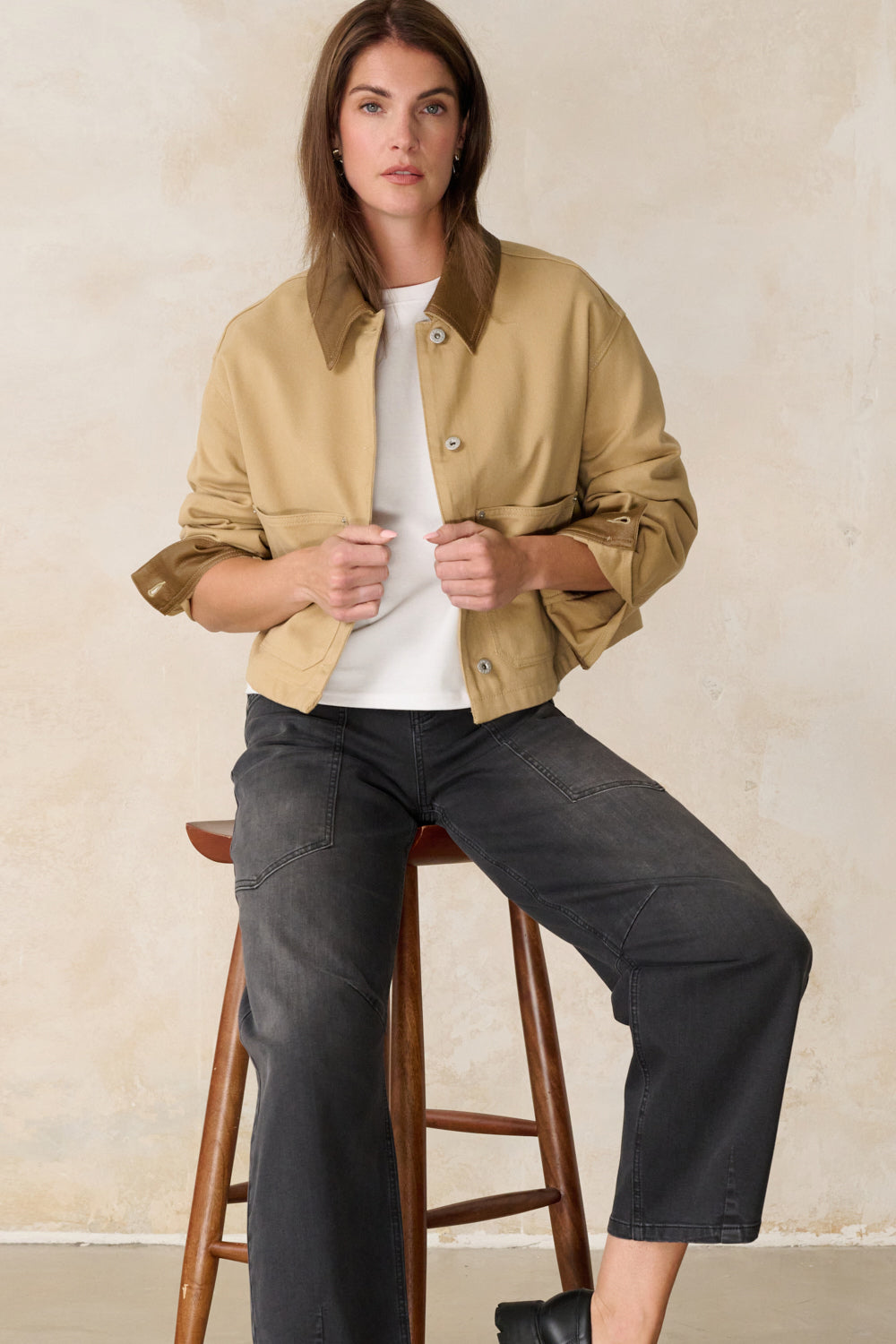 Serena – Barrel Jeans in Modellgrau mit hoher Leibhöhe