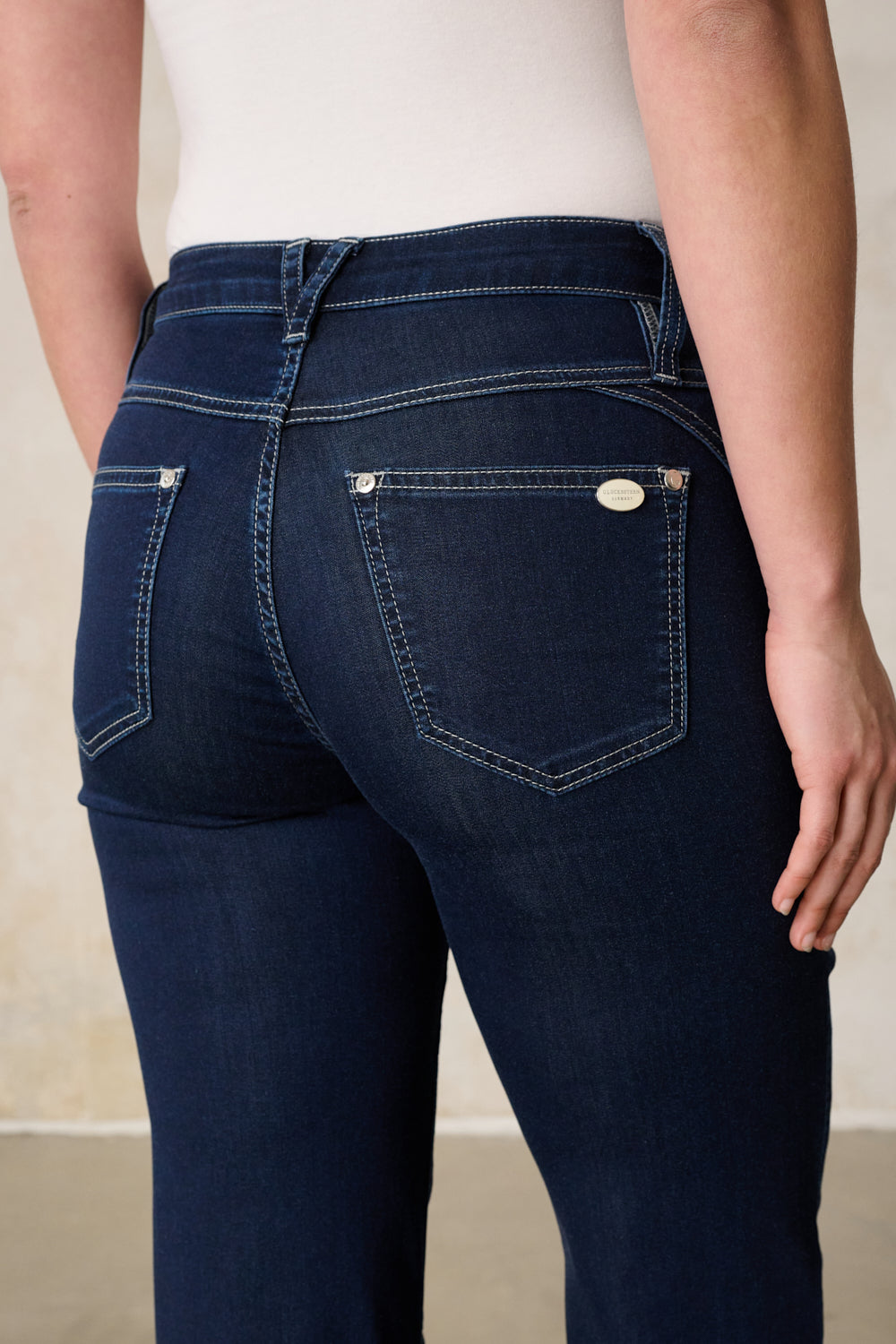 Clara - Flared Jeans in Shimmer Blue with High Waist