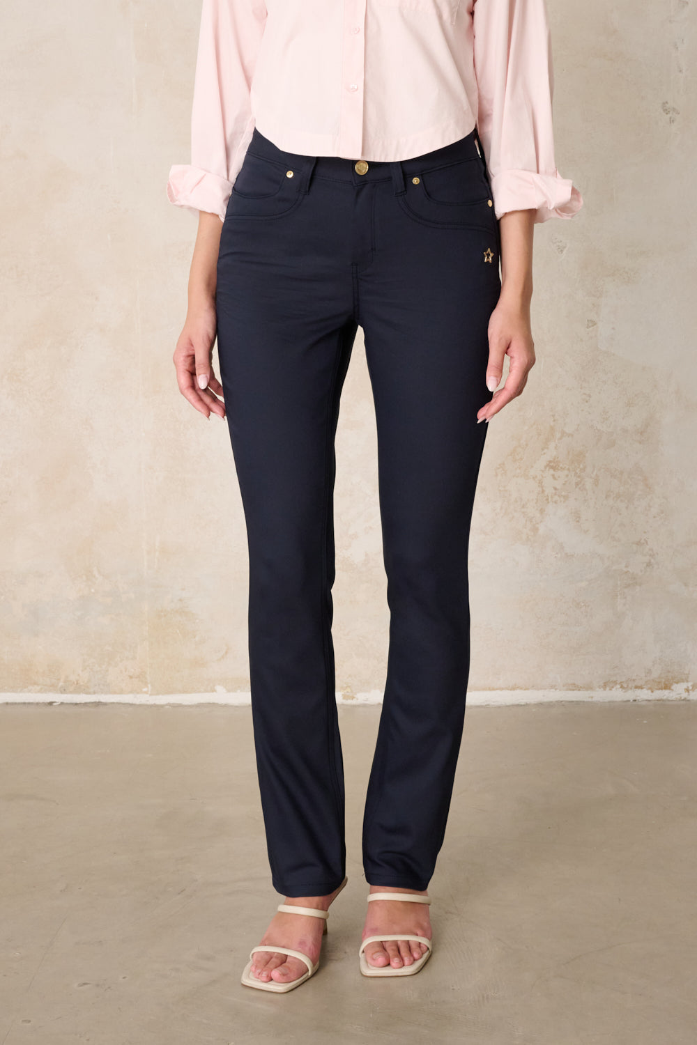 Celina Straight Leg Hose – Magdablau & Techno Stretch, hohe Leibhöhe