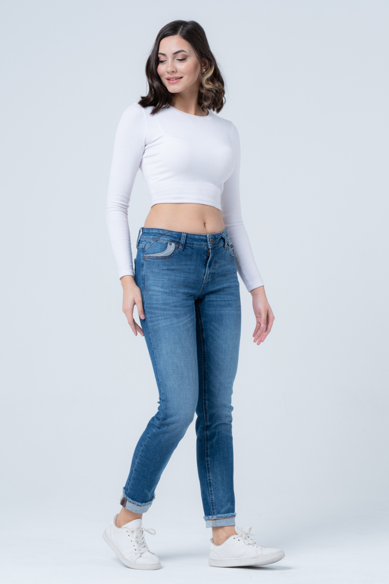 Melina RÖHRE - Glasblau