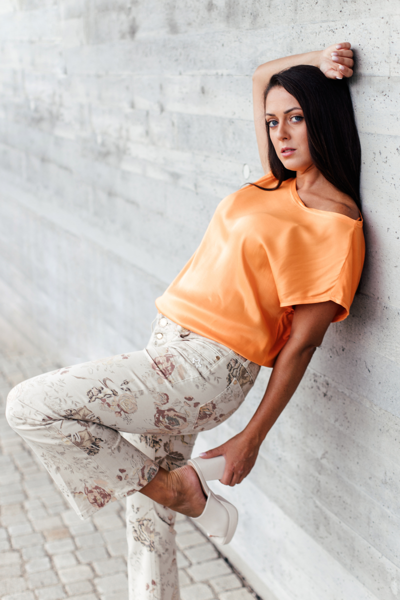 Petra Bea BOOTCUT - Blumenbeige