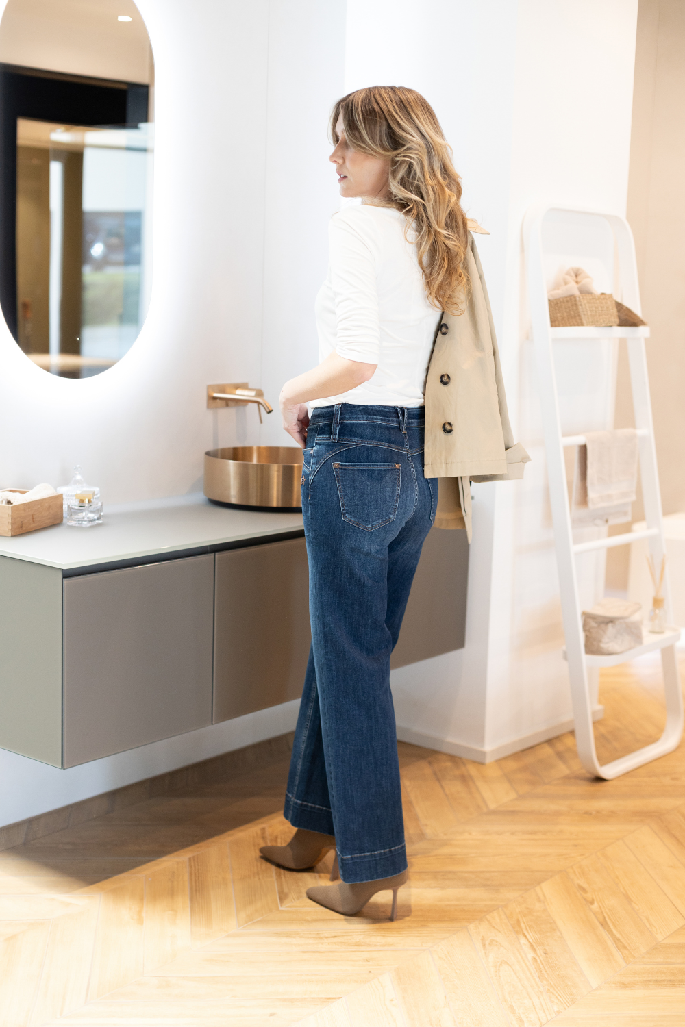 Clara - Jeans Flared – Donaublau
