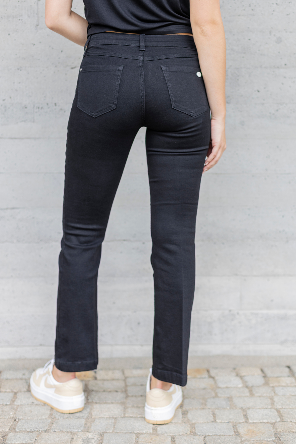 MELINA Bootcut Mandelschwarz