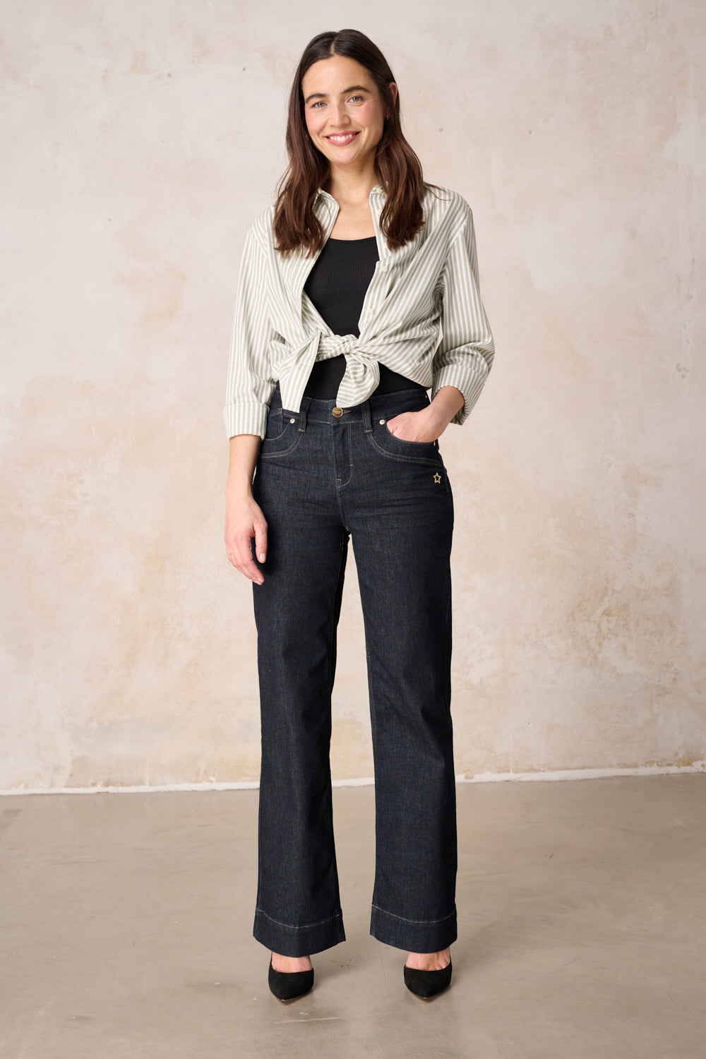 Clara – Flared Jeans in Blauviolett mit hoher Leibhöhe