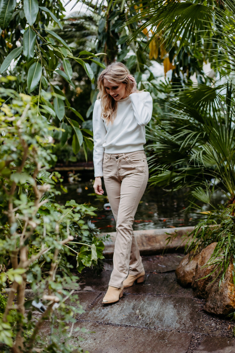 Clara STRAIGHT Eisenbeige