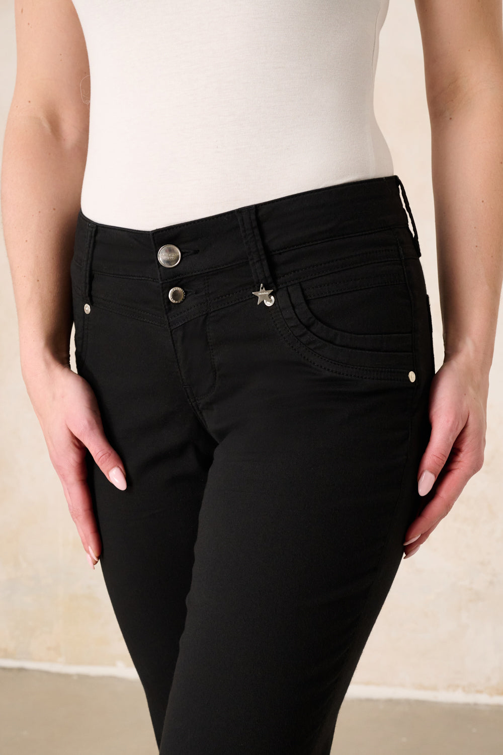Merle Straight Leg Trousers – Painter Black & Cotton Stretch, Mid-Rise