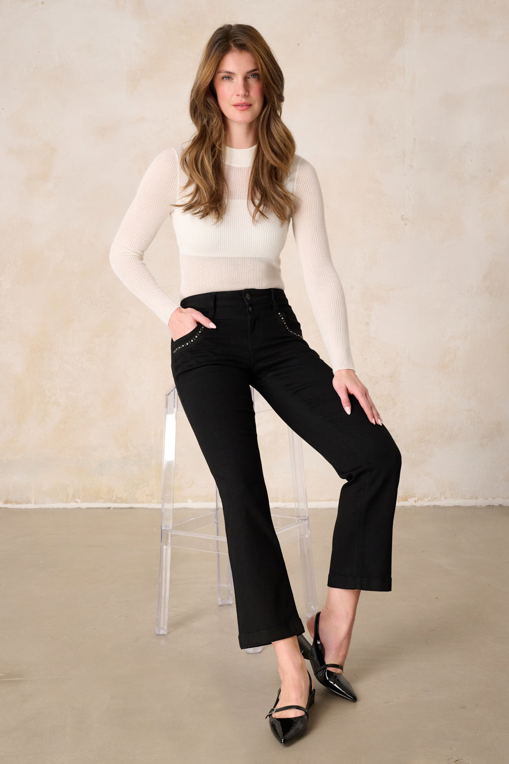 Merle – Straight Leg Jeans in Glitzerschwarz mit mittlerer Leibhöhe