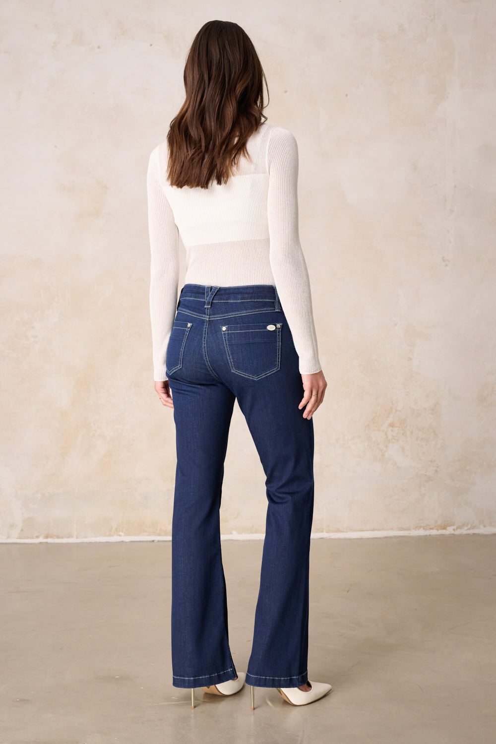 Melina Bootcut Jeans - Lagunenblau & kĂźhlender Denim, mittlere LeibhĂśhe