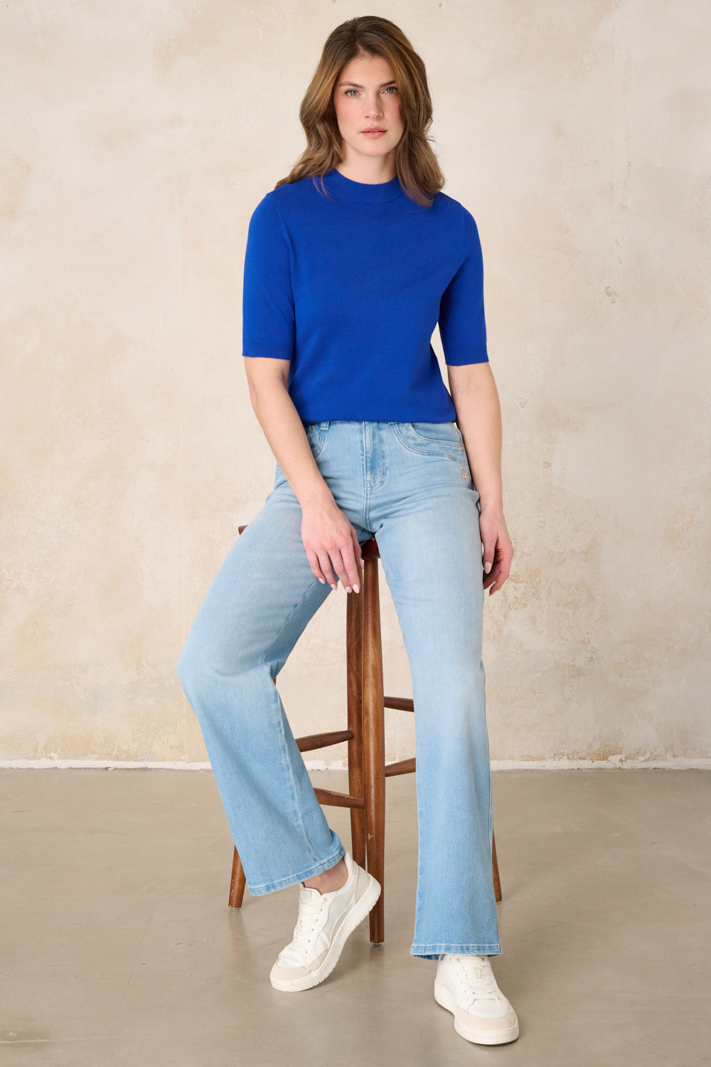 Clara â Flared jeans in blue-violet with a high waist