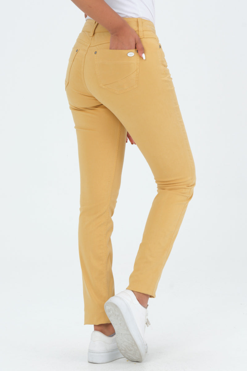 Melina RÖHRE - Warmbeige