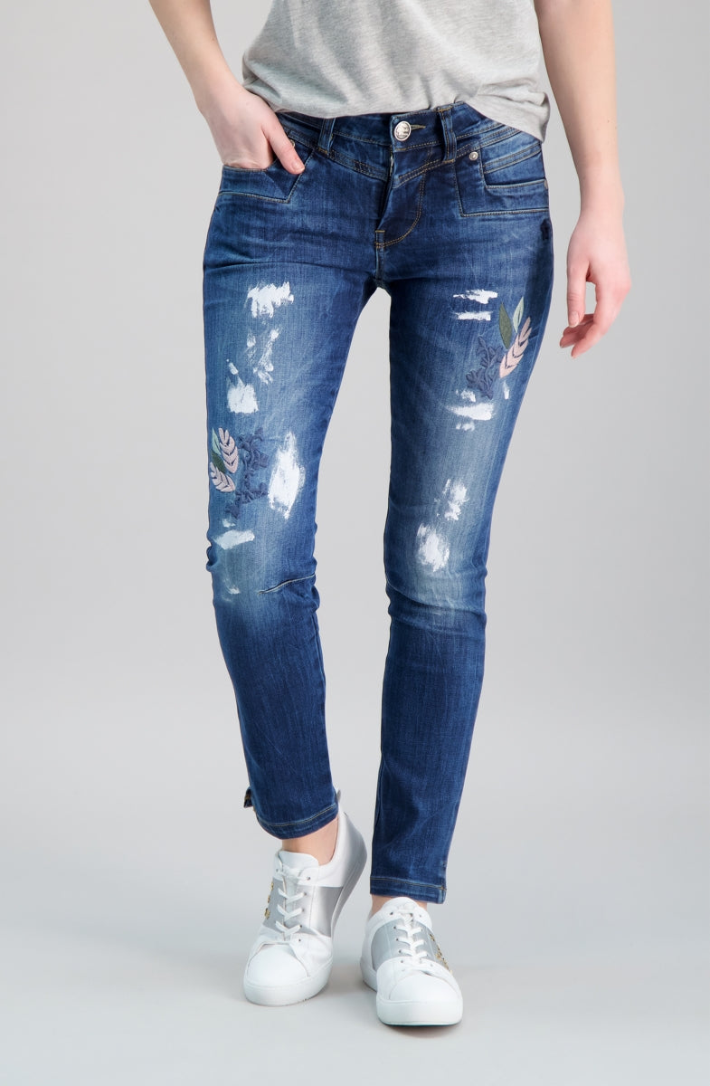 Merle Slim Waschblau