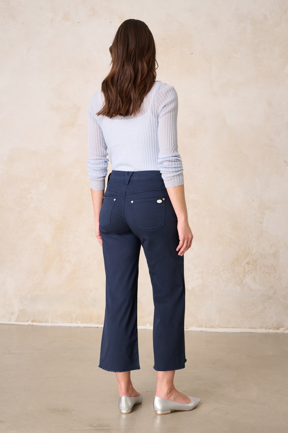 Clara â Flared trousers in royal blue with a high waist