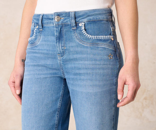 Wide / Flared