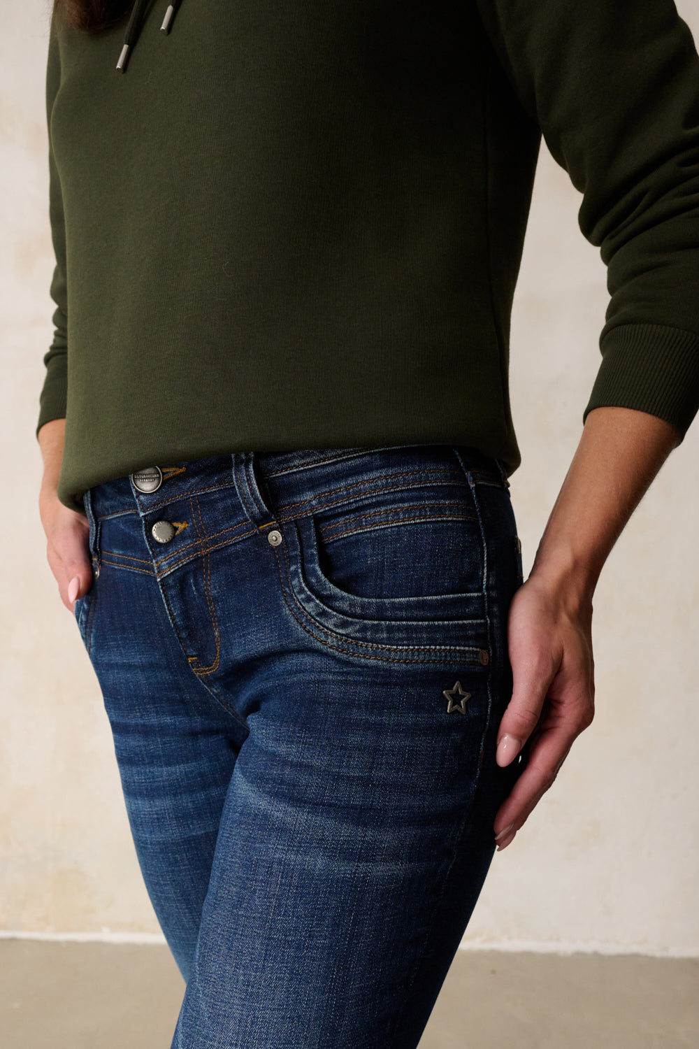 Merle - Jeans Straight Leg – Rheinblau