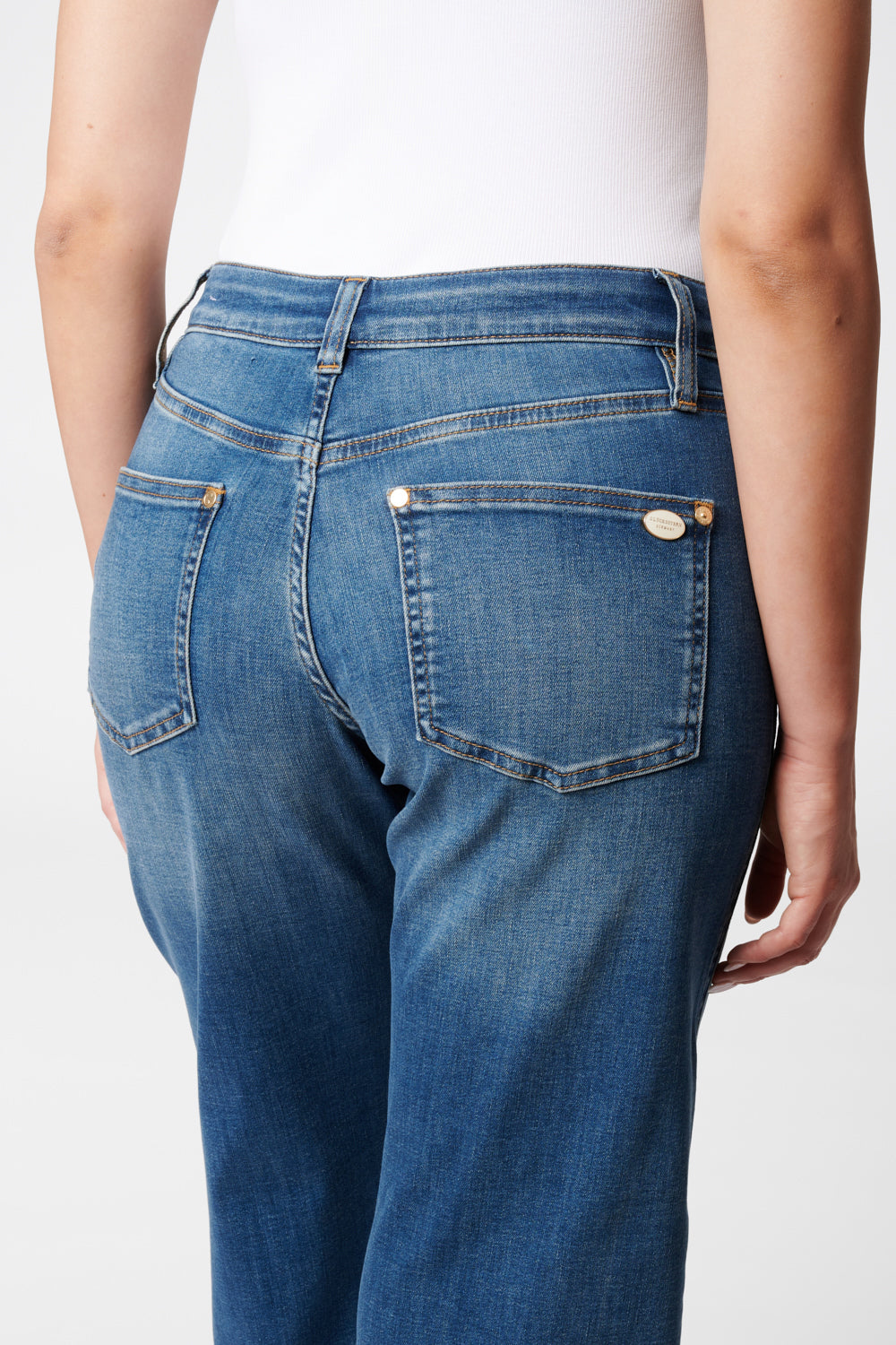 Clara - Jeans Flared – Mittelblau