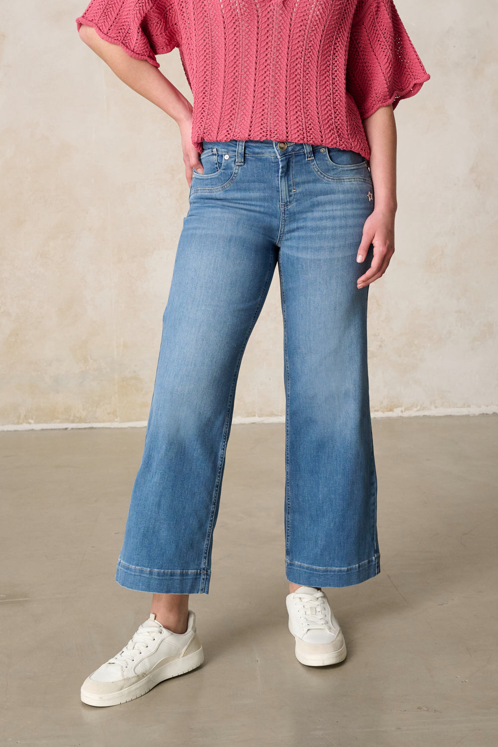 Clara – Flared Jeans in Sommer mit hoher Leibhöhe