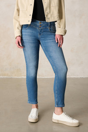 Merle Slim Fit Jeans – Sommerblau & Leichter Denim, mittlere Leibhöhe