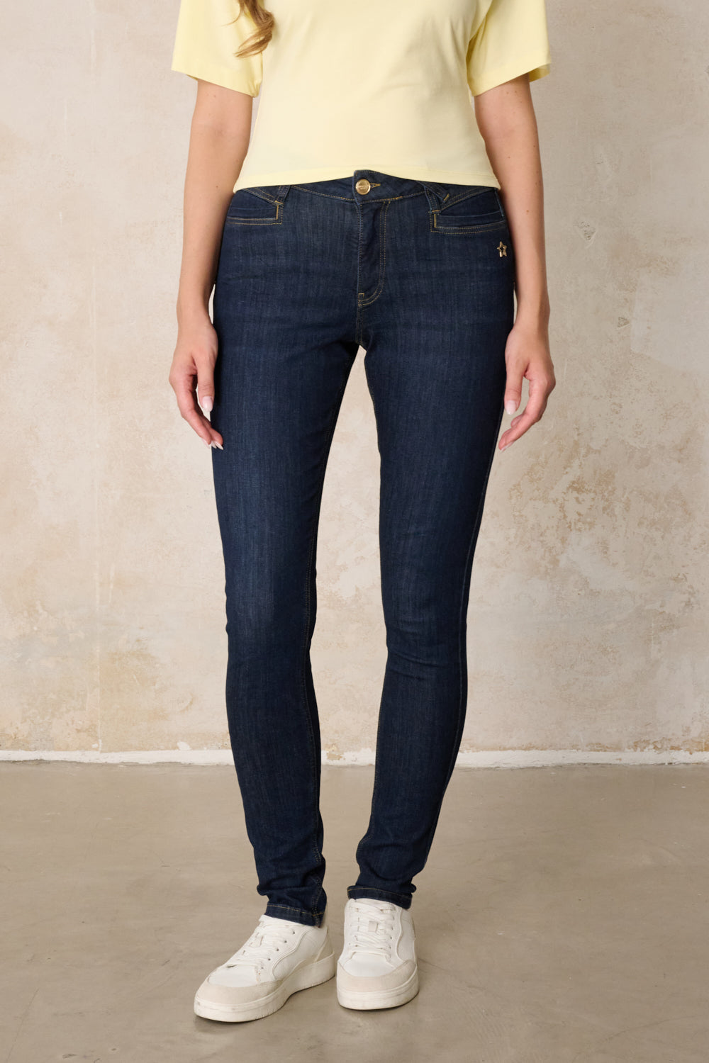 Laura Skinny Jeans – Waschblau & Soft Denim, hoher Leibhöhe