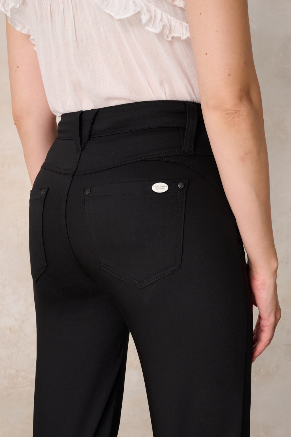 Clara Wide Leg Hose – Glasurschwarz & Techno Stretch, hohe Leibhöhe