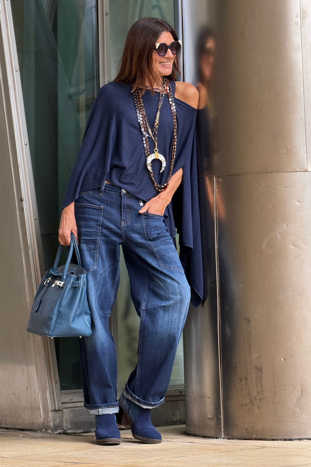 Serena – Barrel Jeans in Rheinblau mit hoher Leibhöhe