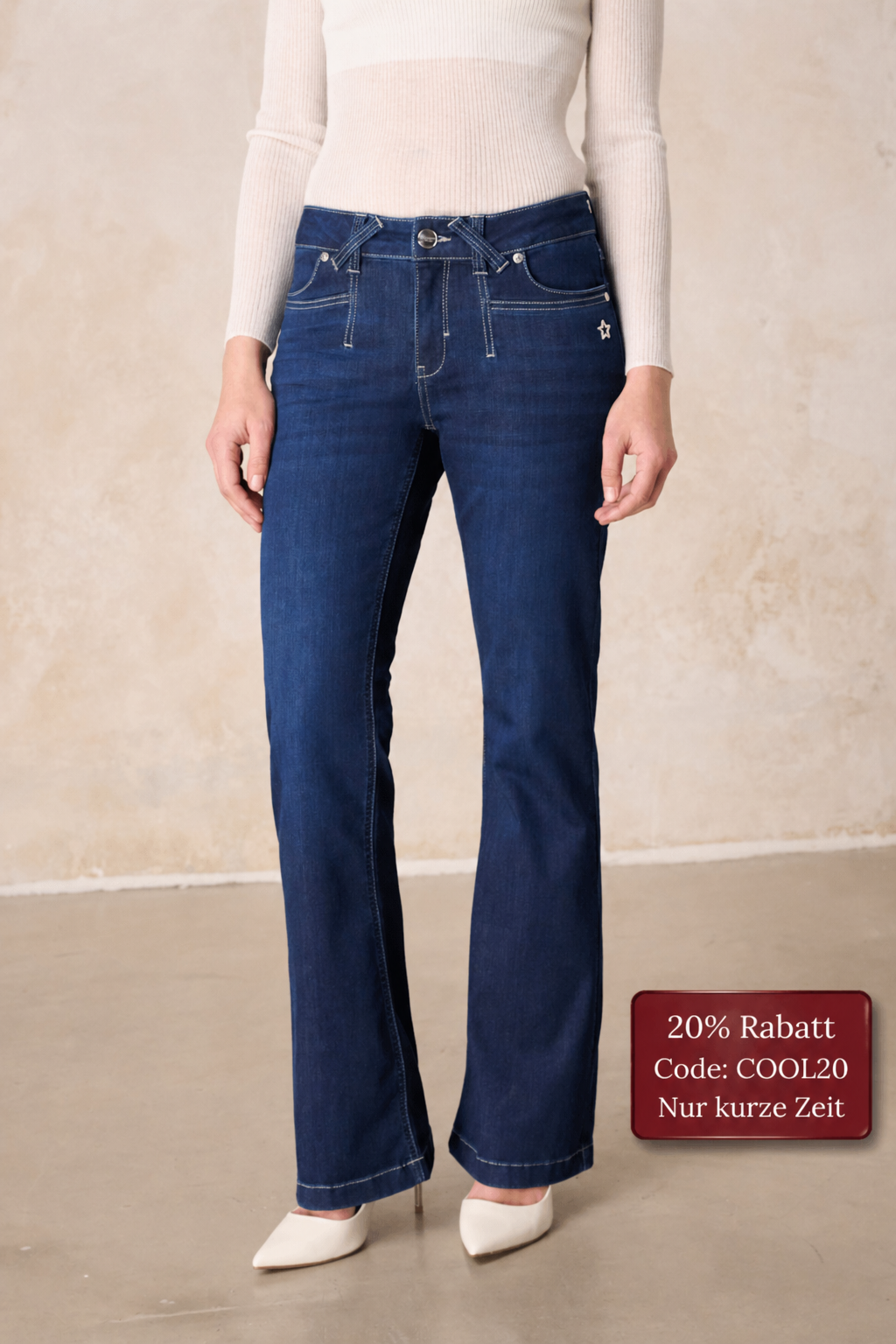 Melina – Bootcut Jeans in Lagunenblau mit mittlerer Leibhöhe