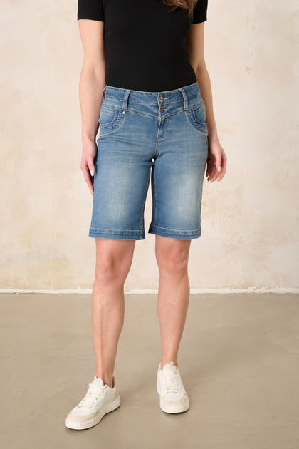 Merle Straight Leg Bermuda - Hennablauer & Leichter Denim, mittlere Leibhöhe
