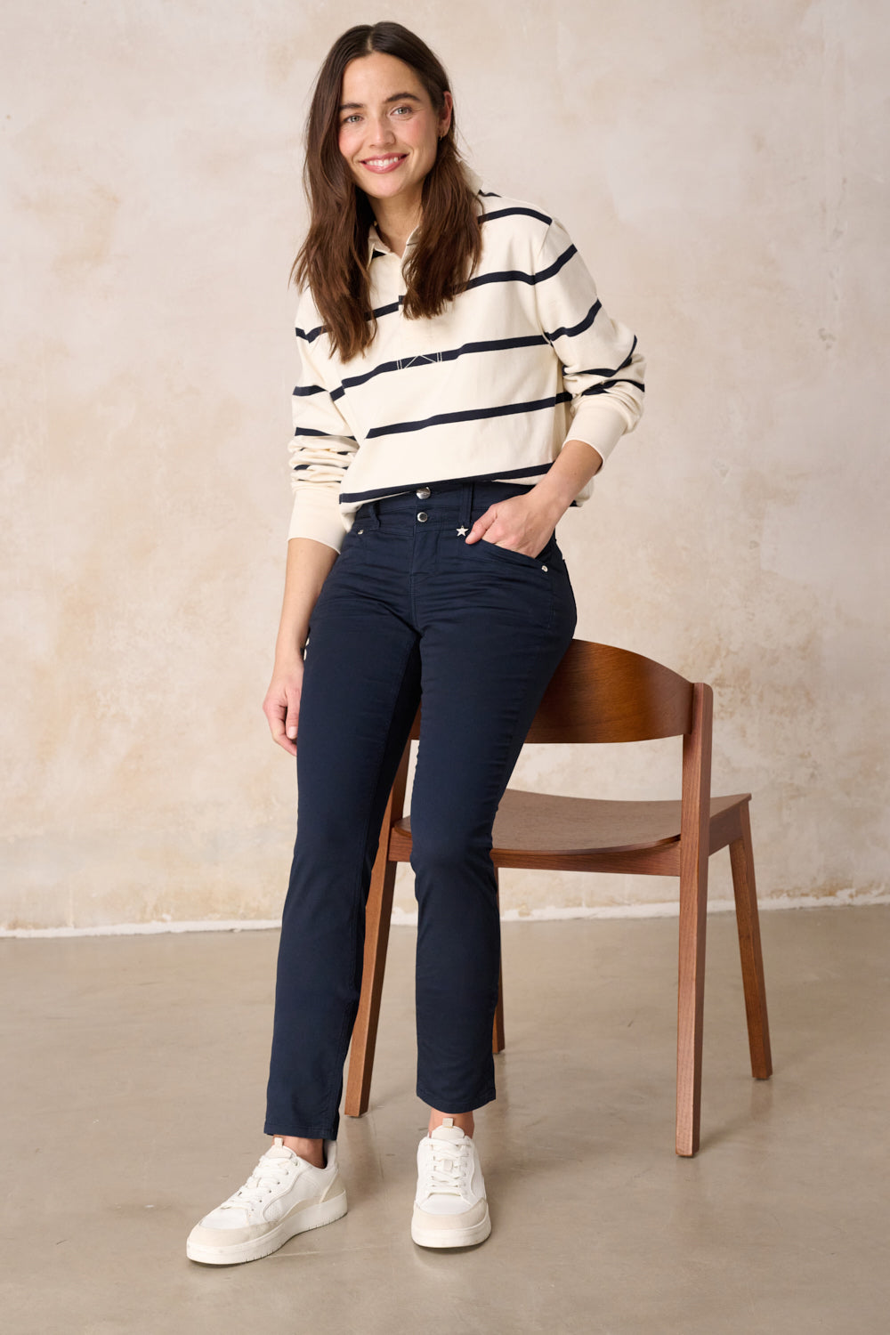 Merle – Slim Fit Hose in Royalblau mit mittlerer Leibhöhe