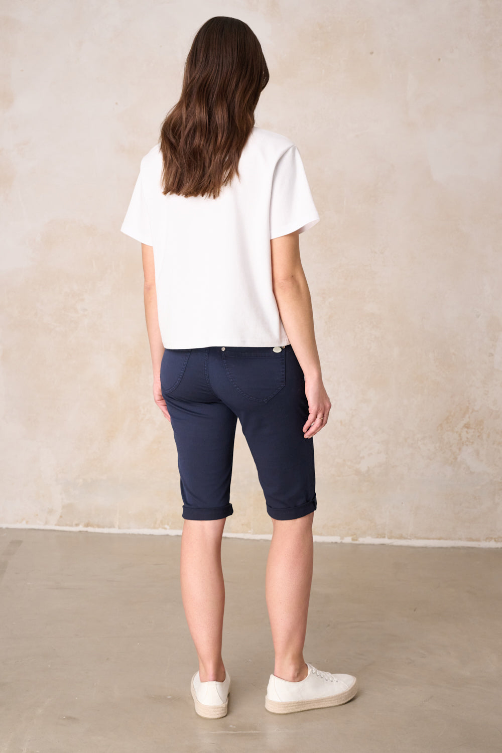 Merle – Slim Fit Bermuda in Royalblau mit mittlerer Leibhöhe