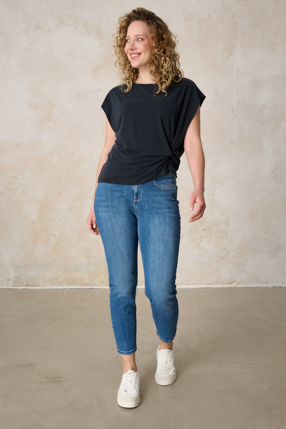 Serena -  Boyfriend Jeans in Nordseeblau mit hoher Leibhöhe