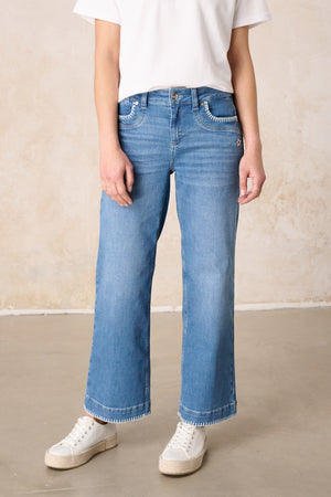 Clara Flared Jeans – Sonnentanz & Soft Denim, hohe Leibhöhe