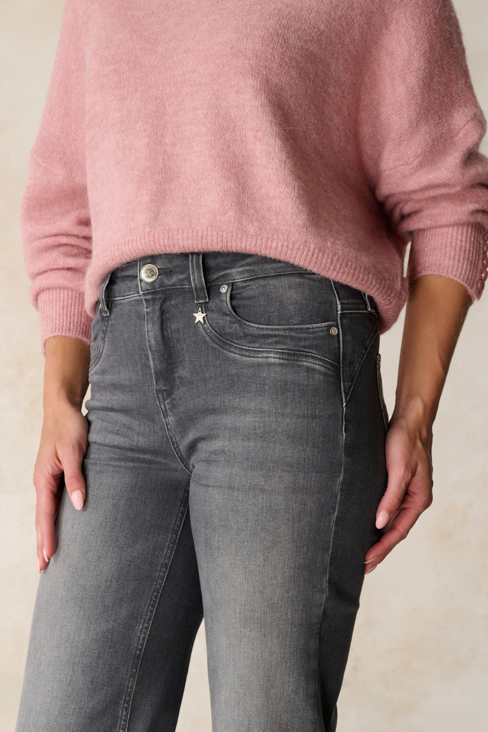 Clara - Jeans Flared – Edelgrau