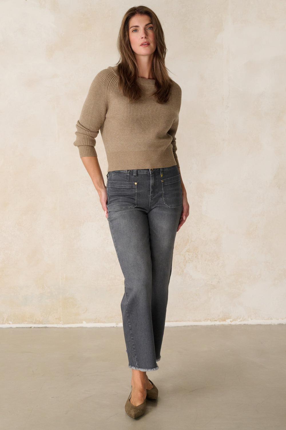 Die Clara Flared – Stahlgrau